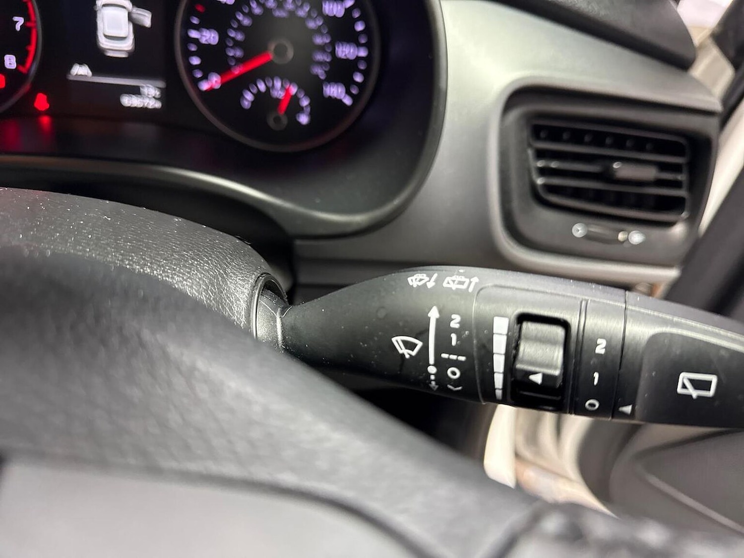 Used Kia Stonic 2022 for sale - 77980064: Photo 27