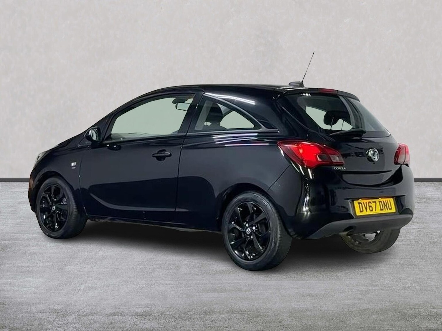 Used Vauxhall Corsa 2018 for sale - 76859225: Photo 2