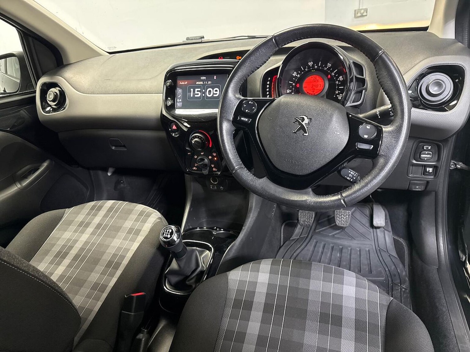 Used Peugeot 108 2019 for sale - 76651240: Photo 15