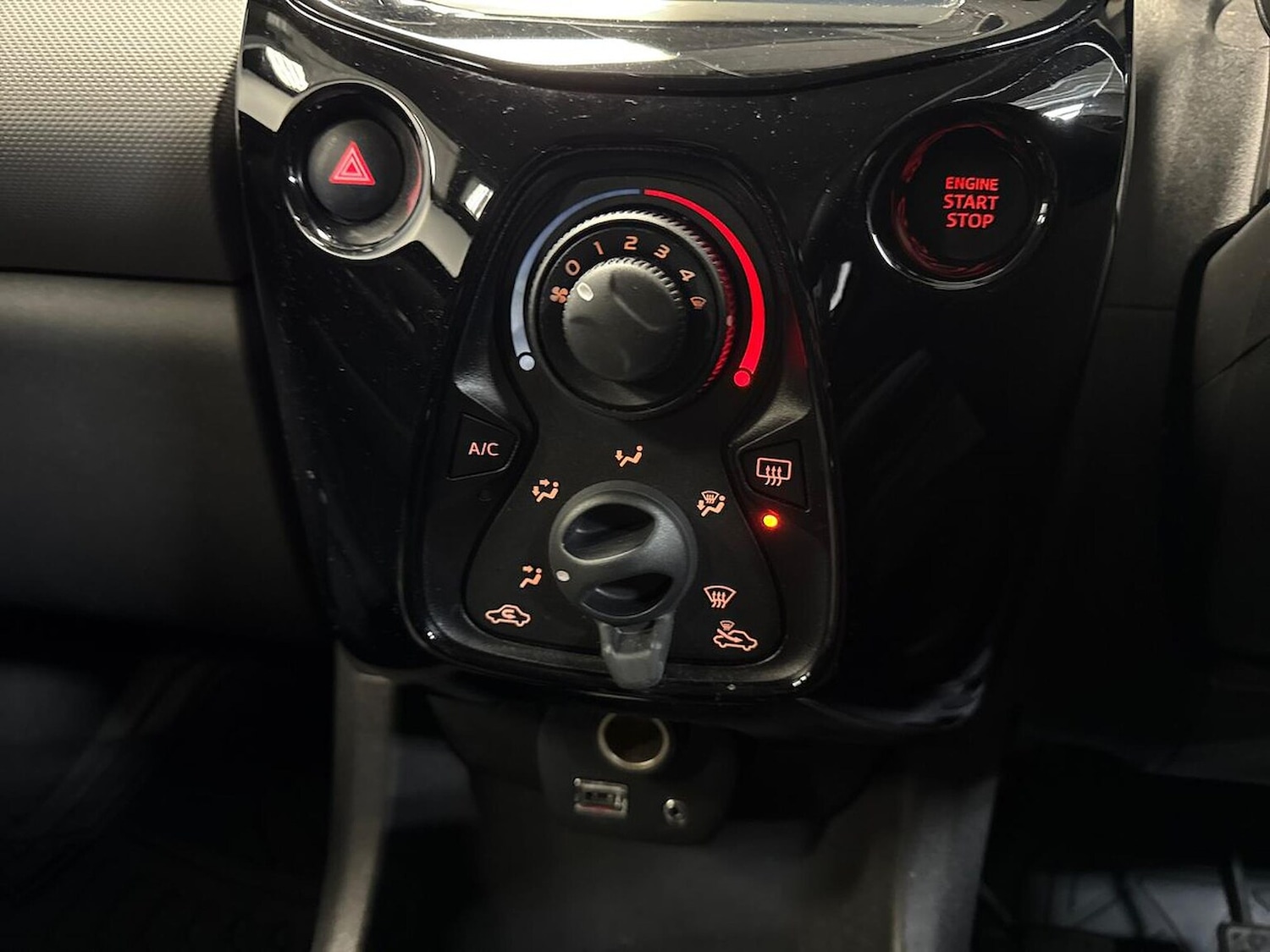 Used Peugeot 108 2019 for sale - 76651240: Photo 23