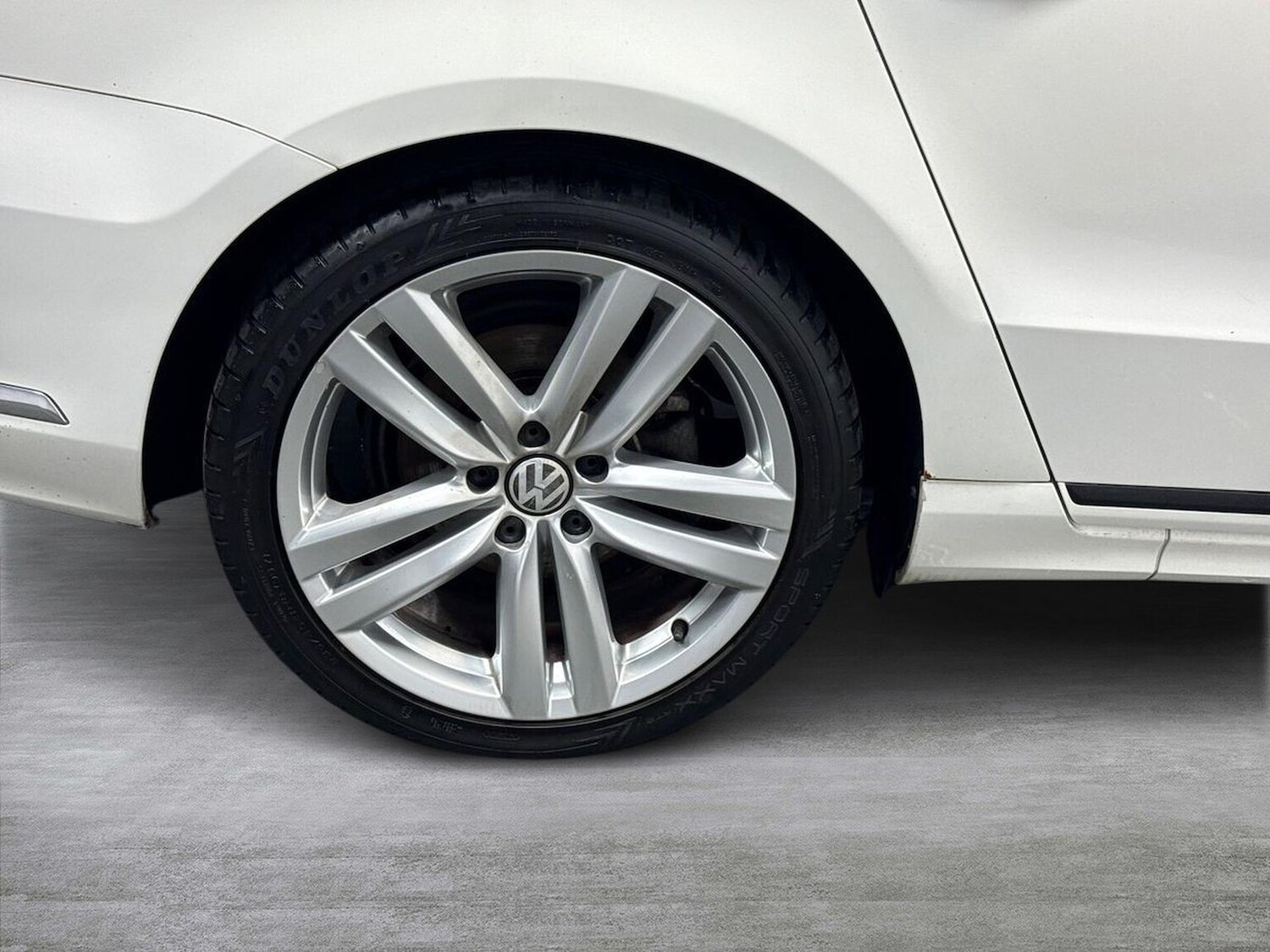 Used Volkswagen Passat 2013 for sale - 77701350: Photo 6