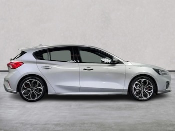 Used Ford Focus 2021 for sale - 78932524: Photo
