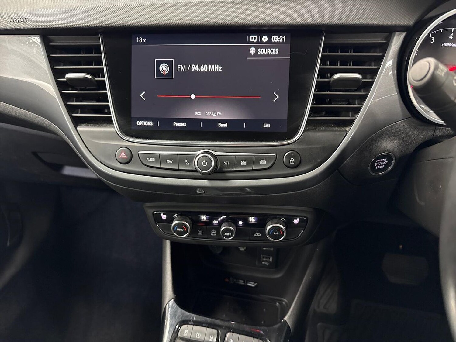 Used Vauxhall Crossland 2021 for sale - 78192443: Photo 13