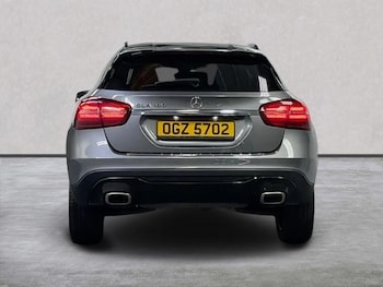 Used Mercedes-Benz GLA 2019 for sale - 79347010: Photo