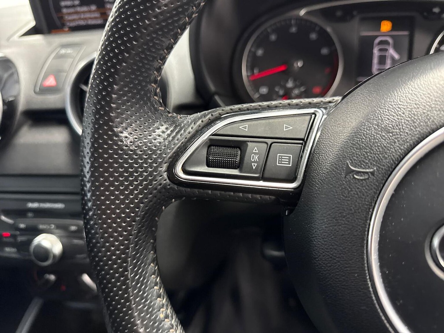 Used Audi A1 2015 for sale - 76687340: Photo 24