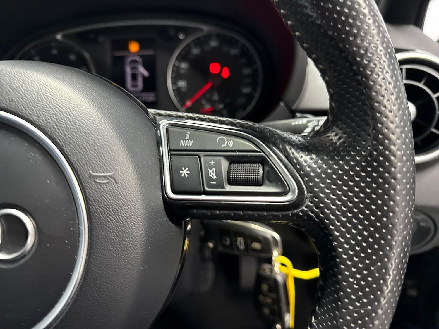 Used Audi A1 2015 for sale - 76687340: Photo 25