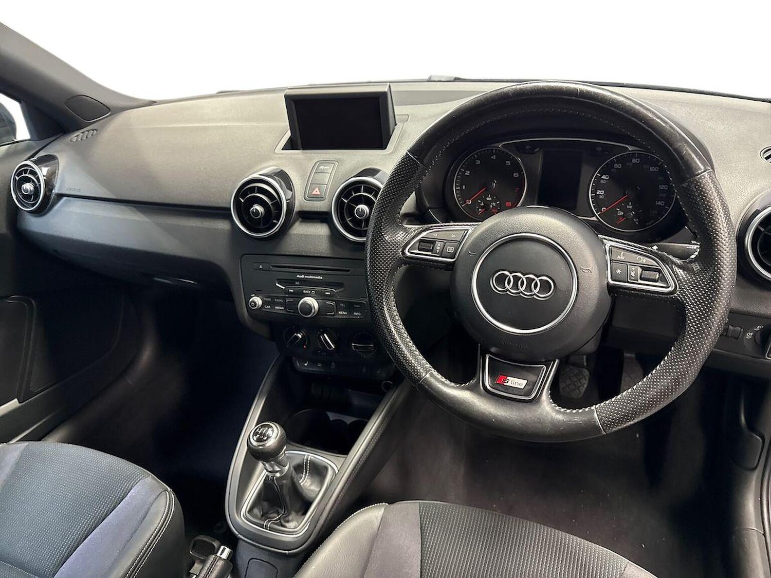 Used Audi A1 2015 for sale - 76687340: Photo 9