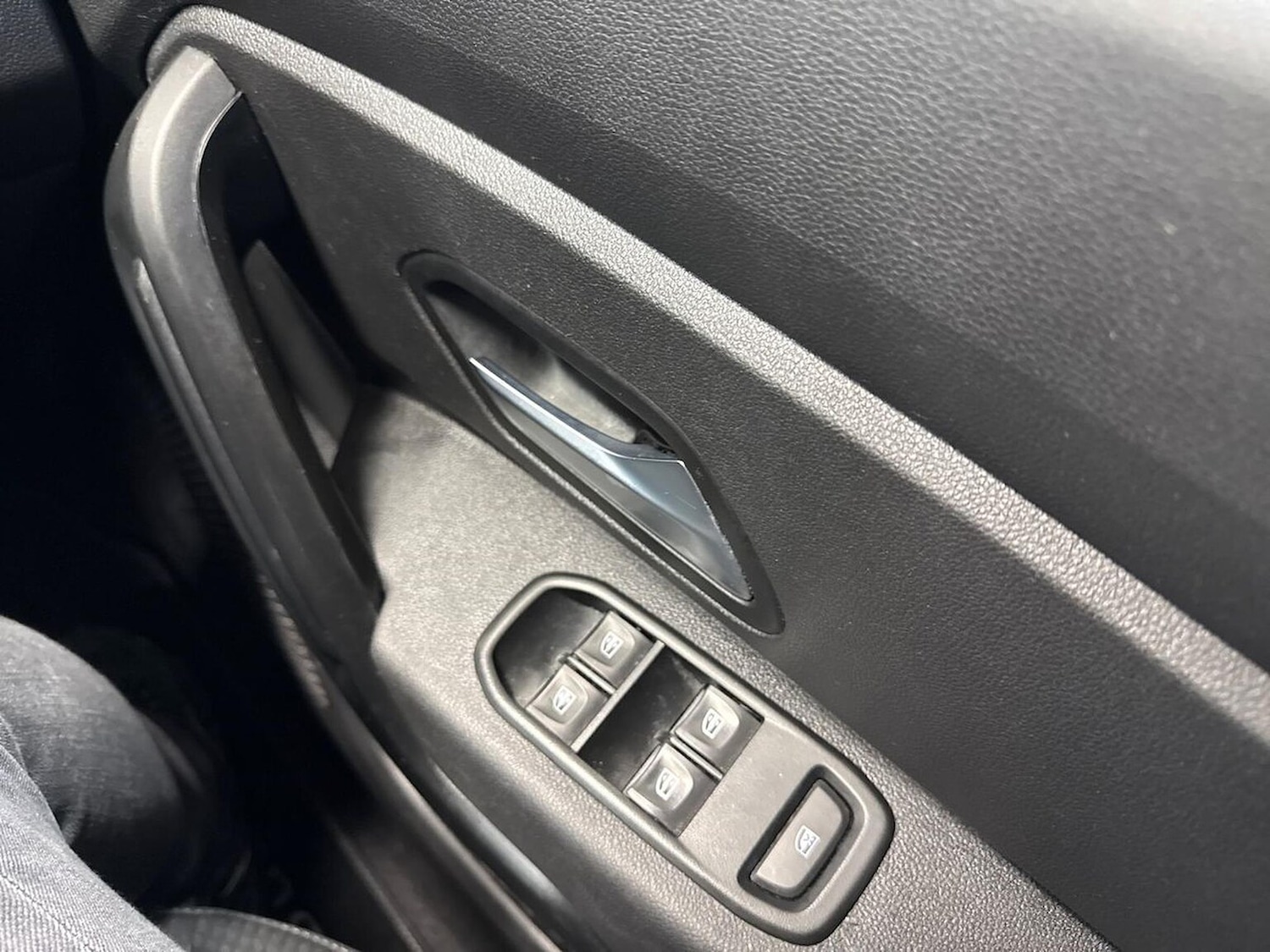 Used Dacia Duster 2022 for sale - 77802098: Photo 21