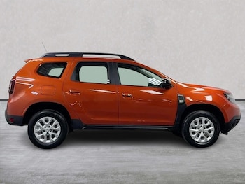Used Dacia Duster 2022 for sale - 77802098: Photo