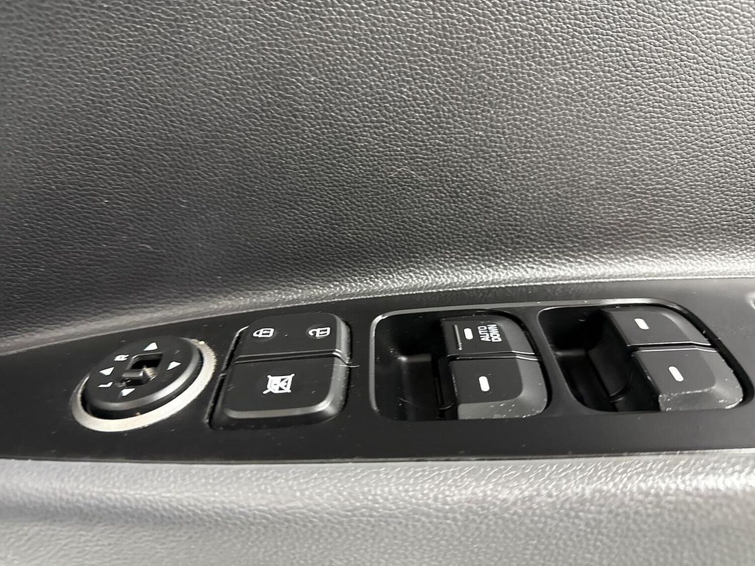 Used Hyundai i10 2019 for sale - 78192585: Photo 21