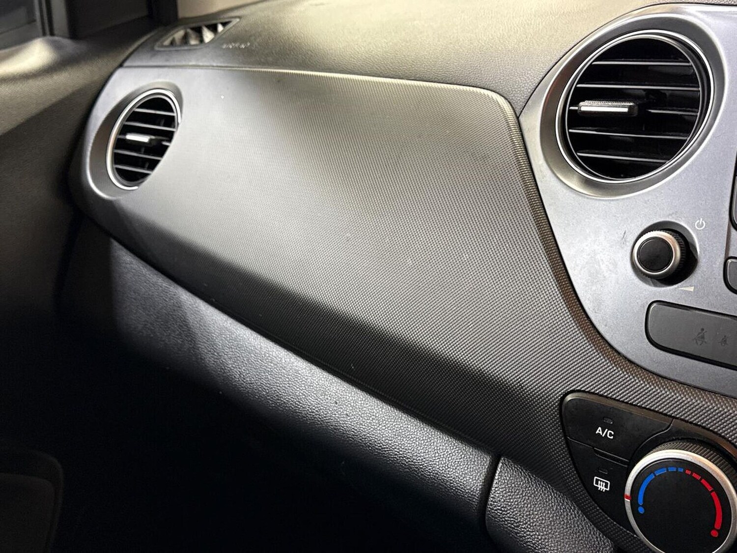 Used Hyundai i10 2019 for sale - 78192585: Photo 22