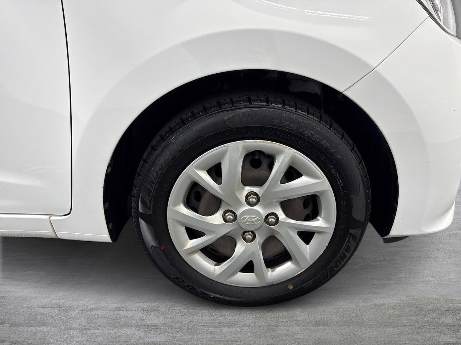 Used Hyundai i10 2019 for sale - 78192585: Photo 6