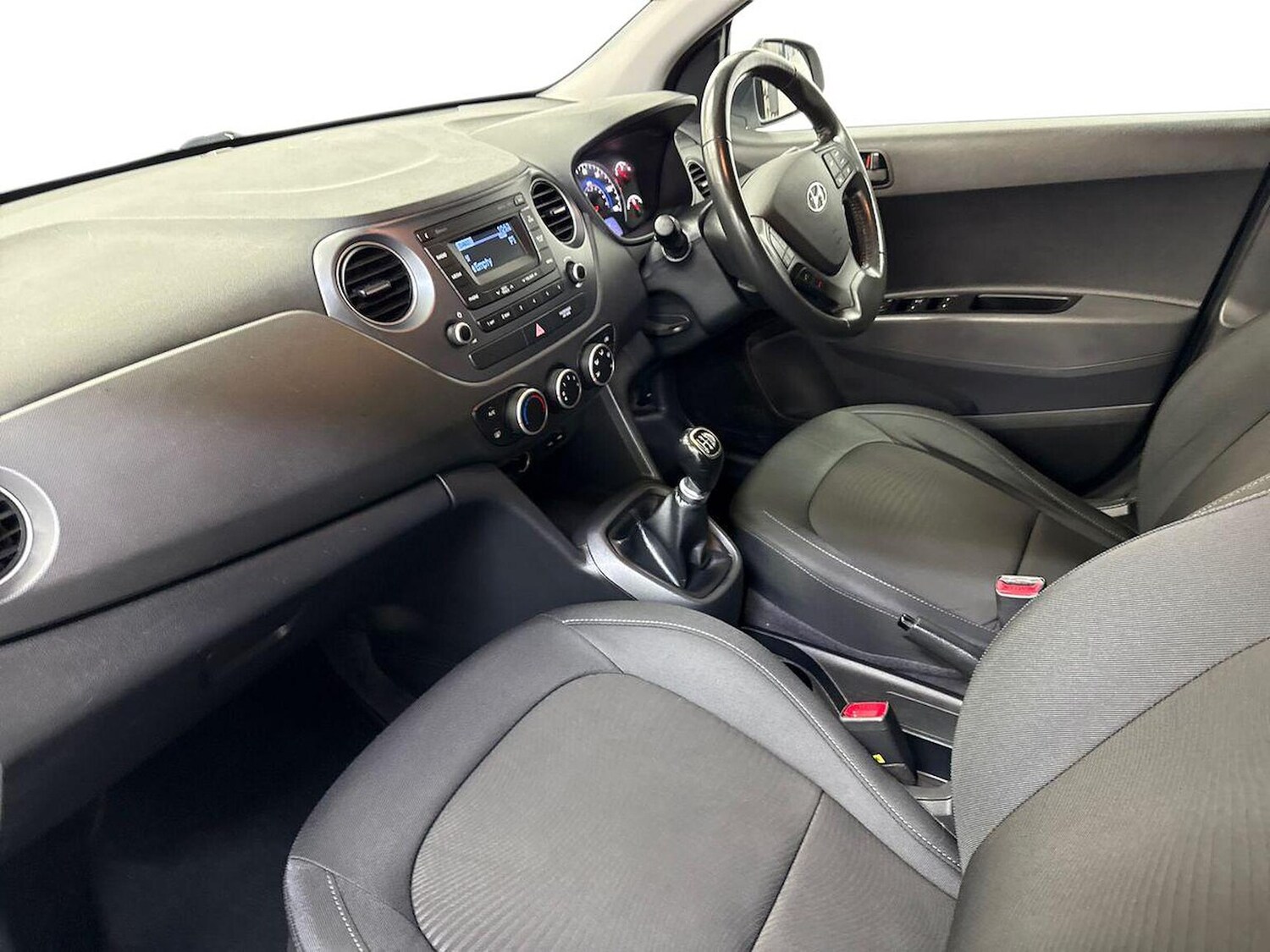 Used Hyundai i10 2019 for sale - 78192585: Photo 7