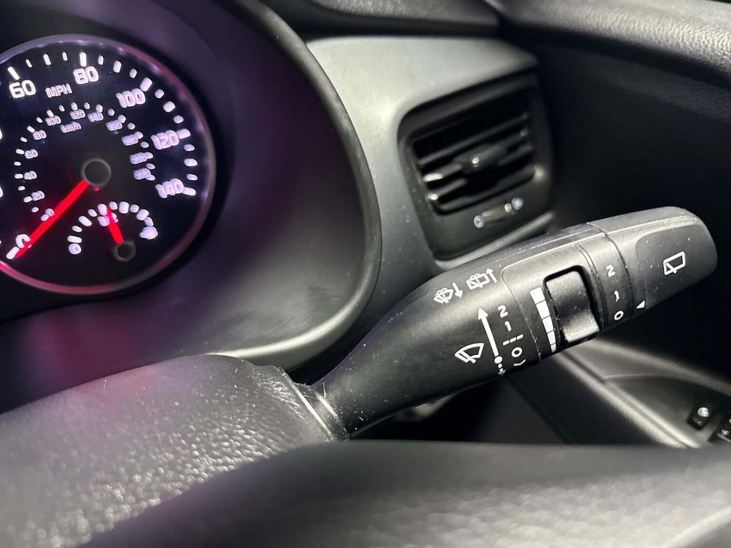 Used Kia Stonic 2022 for sale - 78192558: Photo 28