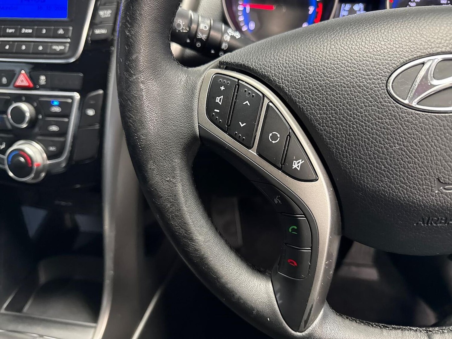 Used Hyundai i30 2012 for sale - 76877980: Photo 24