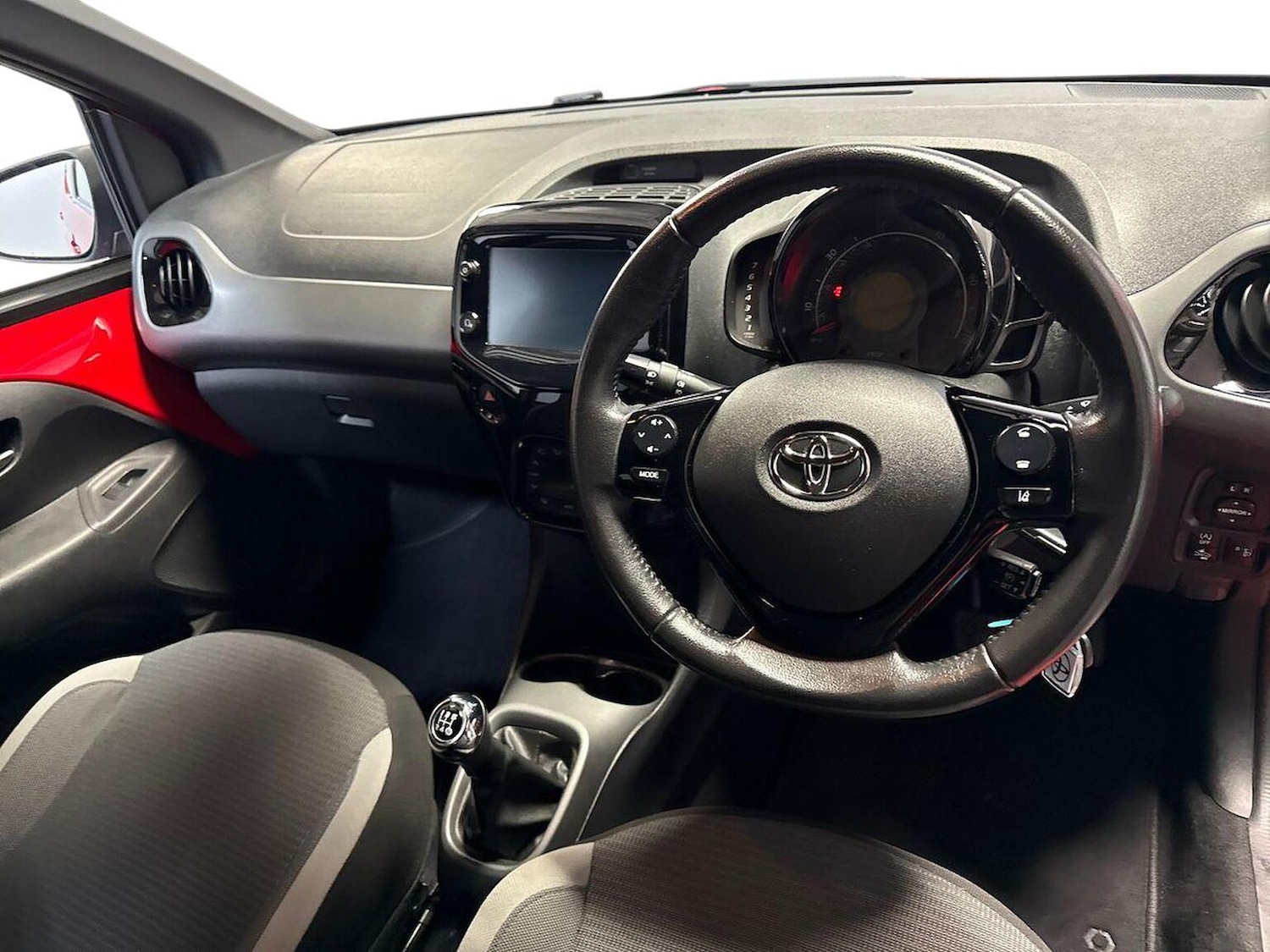 Used Toyota AYGO 2022 for sale - 77635458: Photo 8
