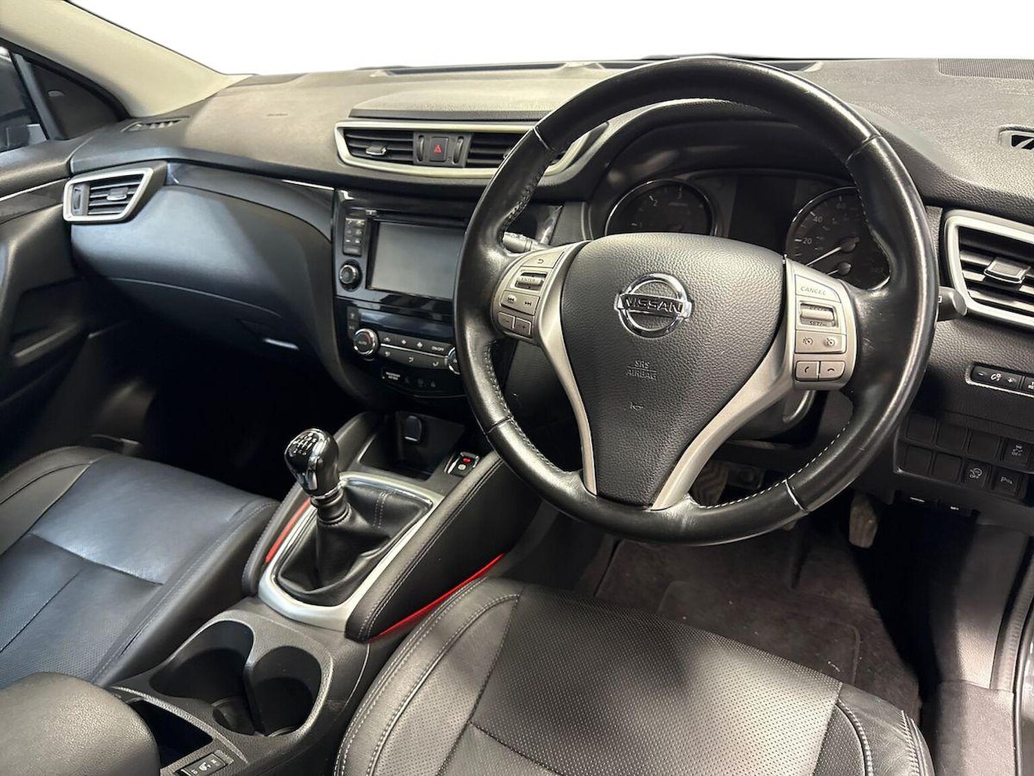 Used Nissan Qashqai 2014 for sale - 76273485: Photo 15