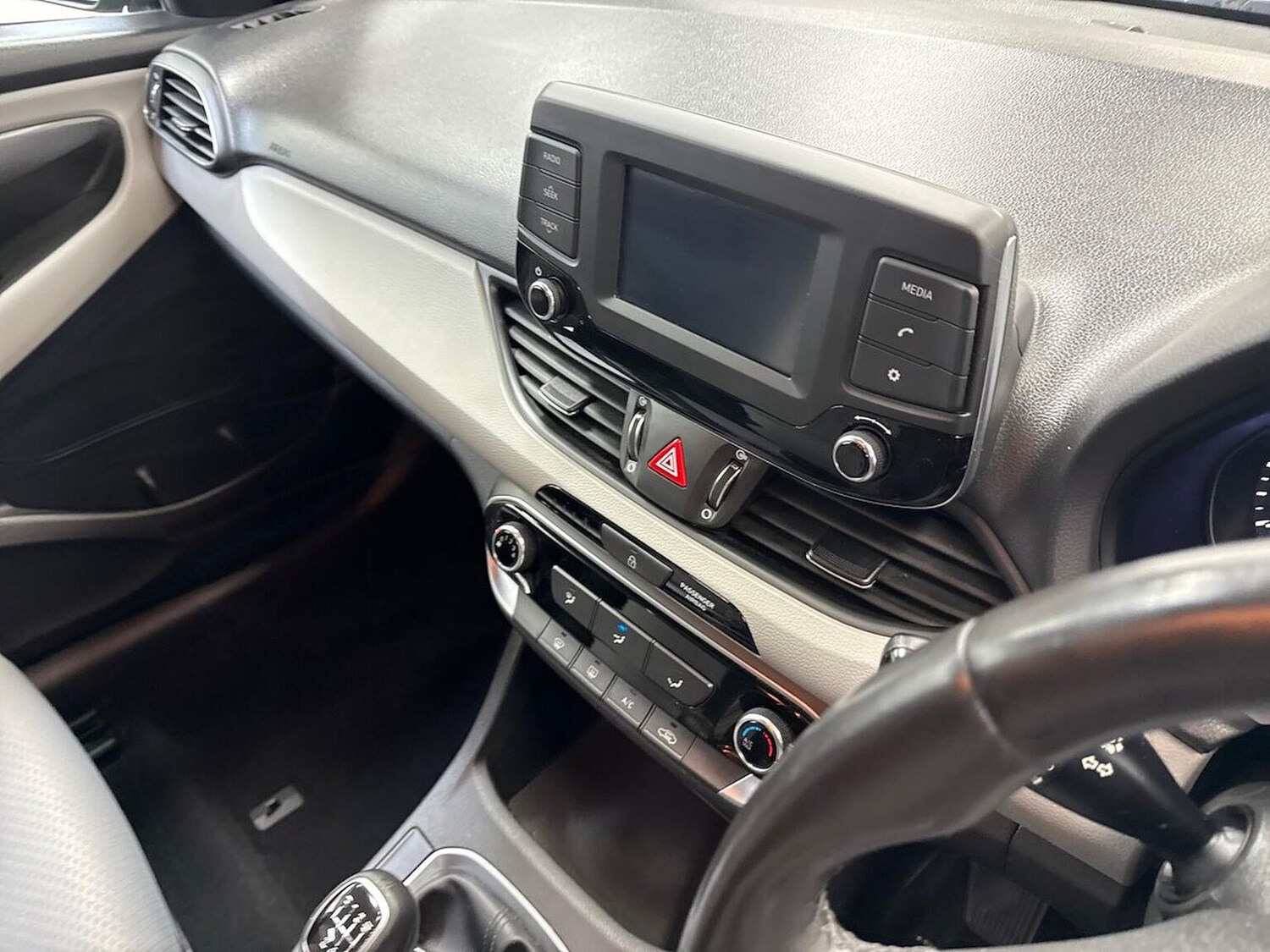 Used Hyundai i30 2017 for sale - 77676394: Photo 11