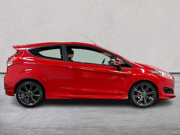 Used Ford Fiesta 2017 for sale - 75975366: Photo