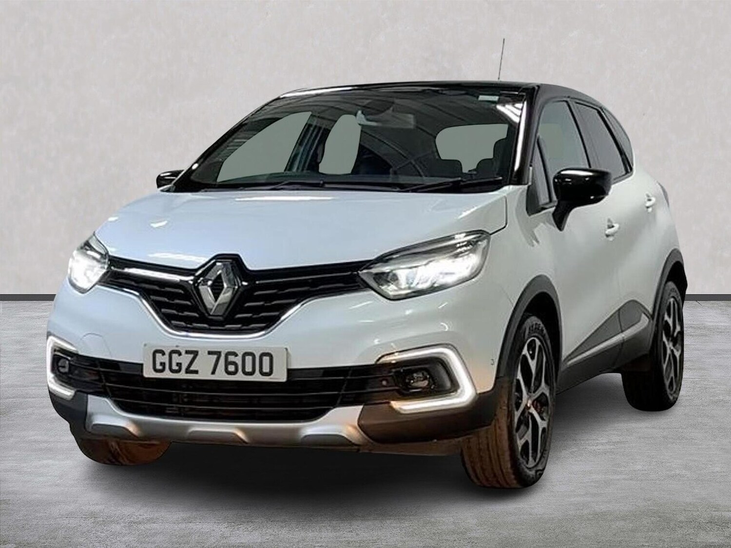 Used Renault Captur 2017 for sale - 76559832: Photo 20