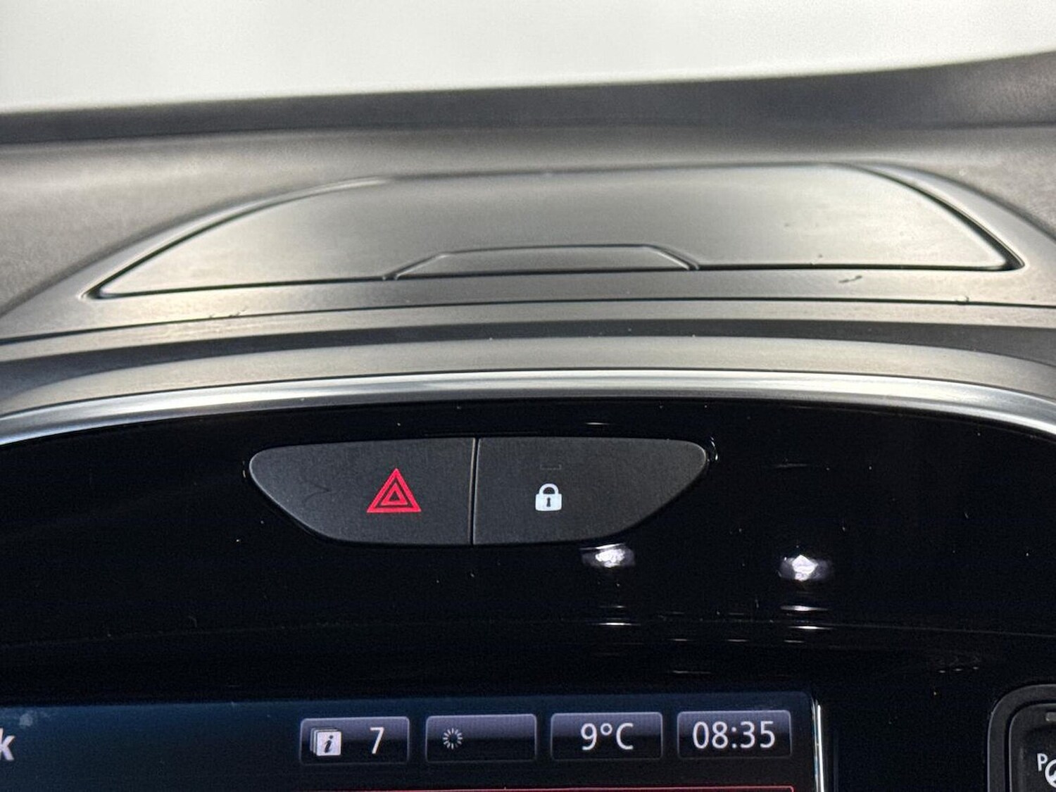 Used Renault Captur 2017 for sale - 76559832: Photo 22