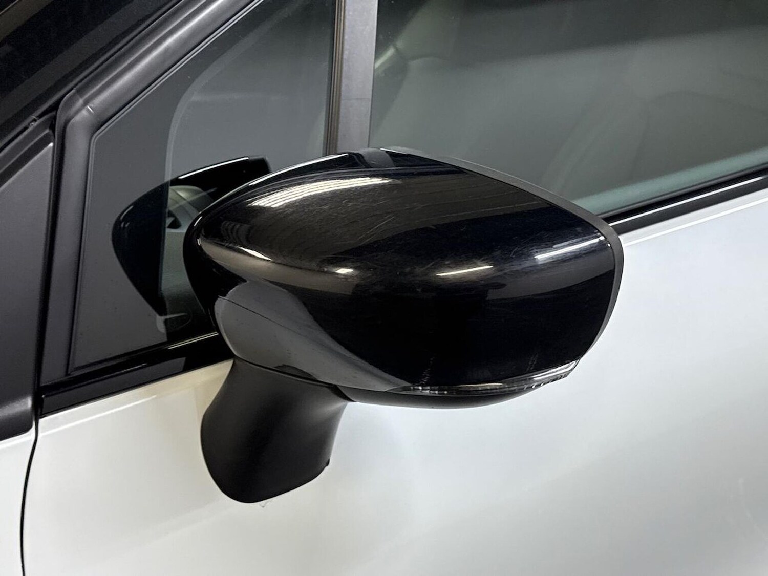 Used Renault Captur 2017 for sale - 76559832: Photo 30