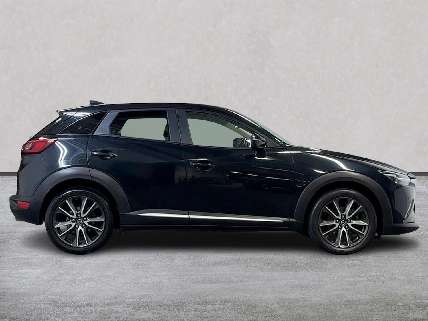 Used Mazda CX-3 2016 for sale - 76628154: Photo 3