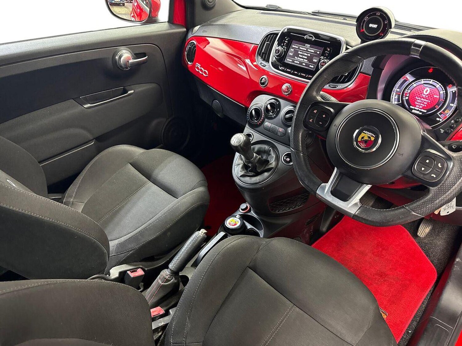 Used Abarth 595 2017 for sale - 78192356: Photo 8