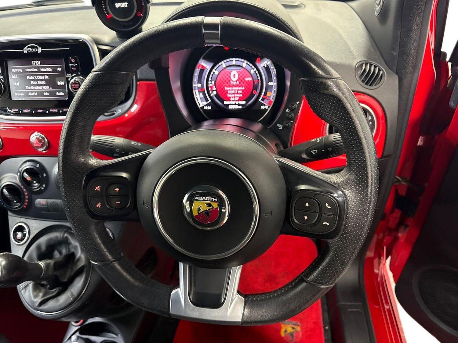 Used Abarth 595 2017 for sale - 78192356: Photo 9