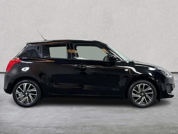 Used Suzuki Swift 2023 for sale - 78764746: Photo