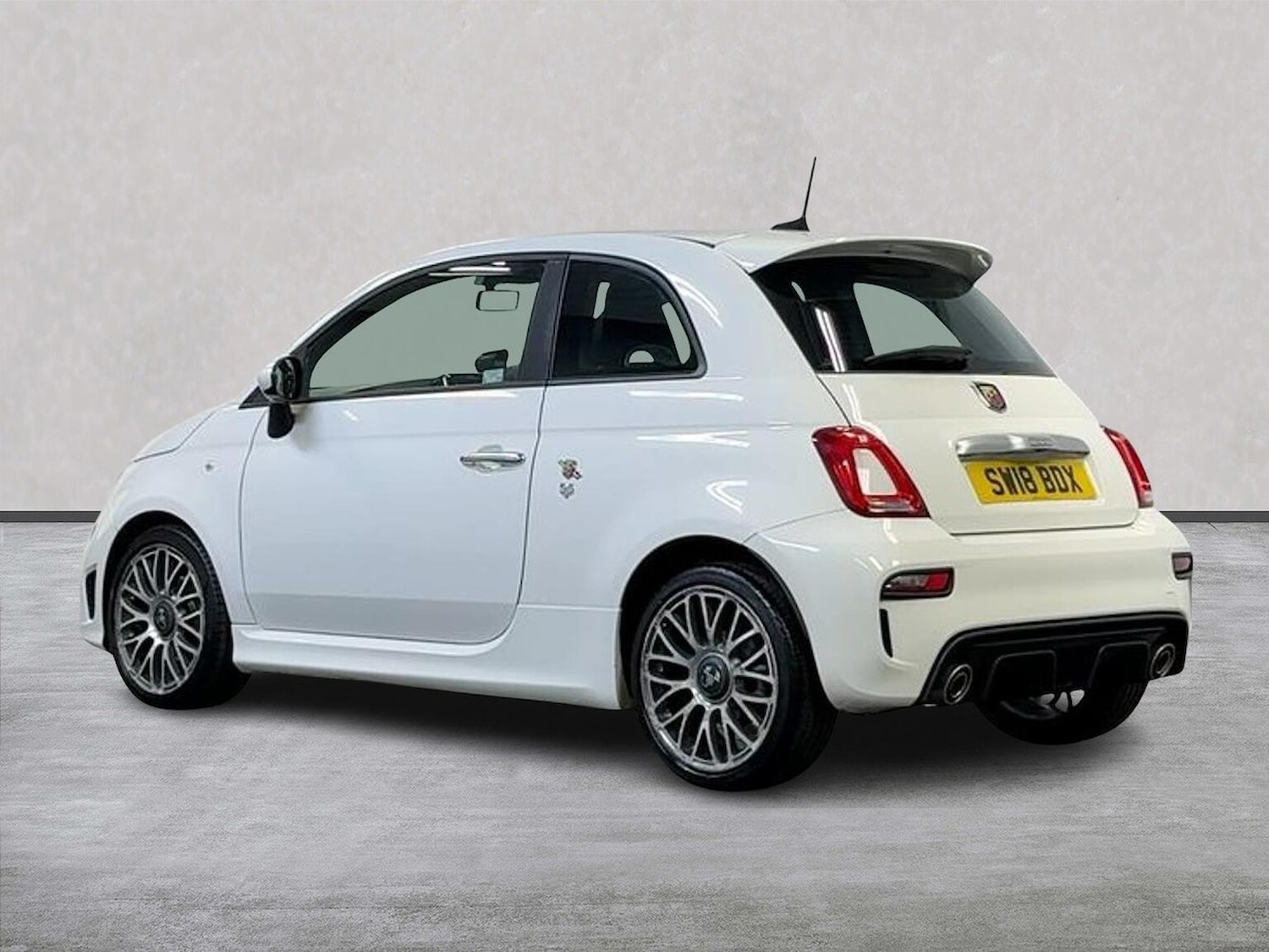 Used Abarth 595 2018 for sale - 77489231: Photo 2