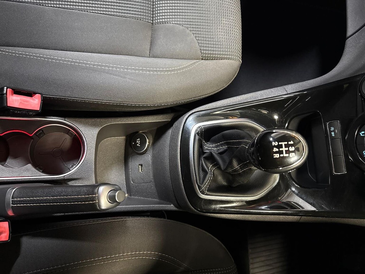 Used Renault Clio 2015 for sale - 77034596: Photo 13