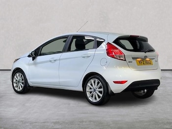 Used Renault Clio 2015 for sale - 77034596: Photo