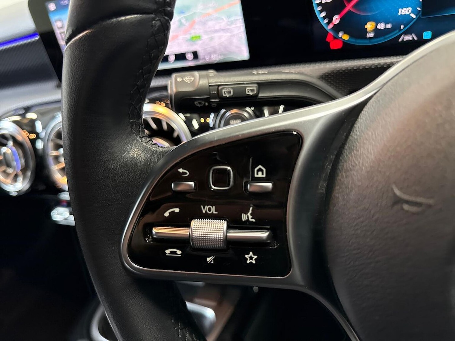 Used Mercedes-Benz A-Class 2019 for sale - 76171520: Photo 24