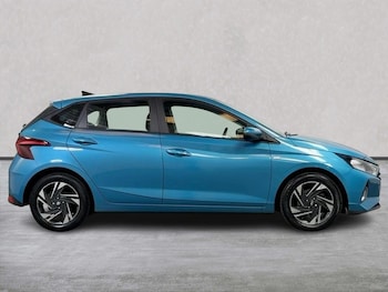 Used Hyundai i20 2023 for sale - 78815930: Photo