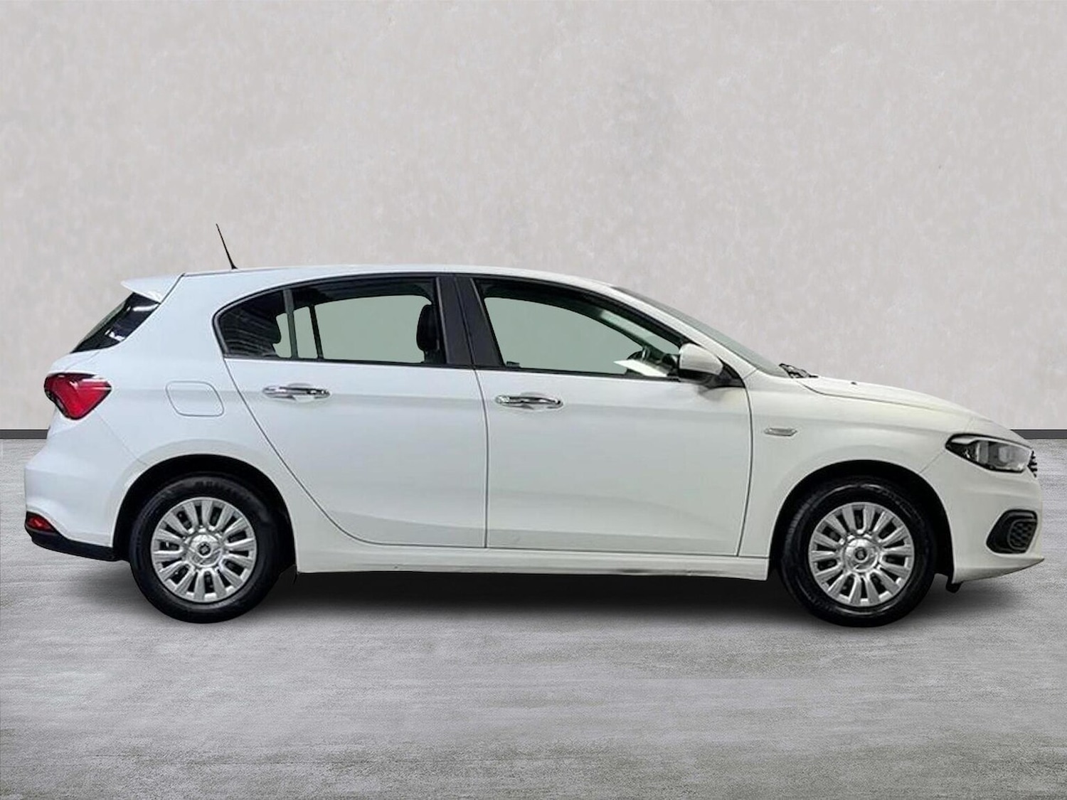 Used Fiat Tipo 2017 for sale - 76859214: Photo 3