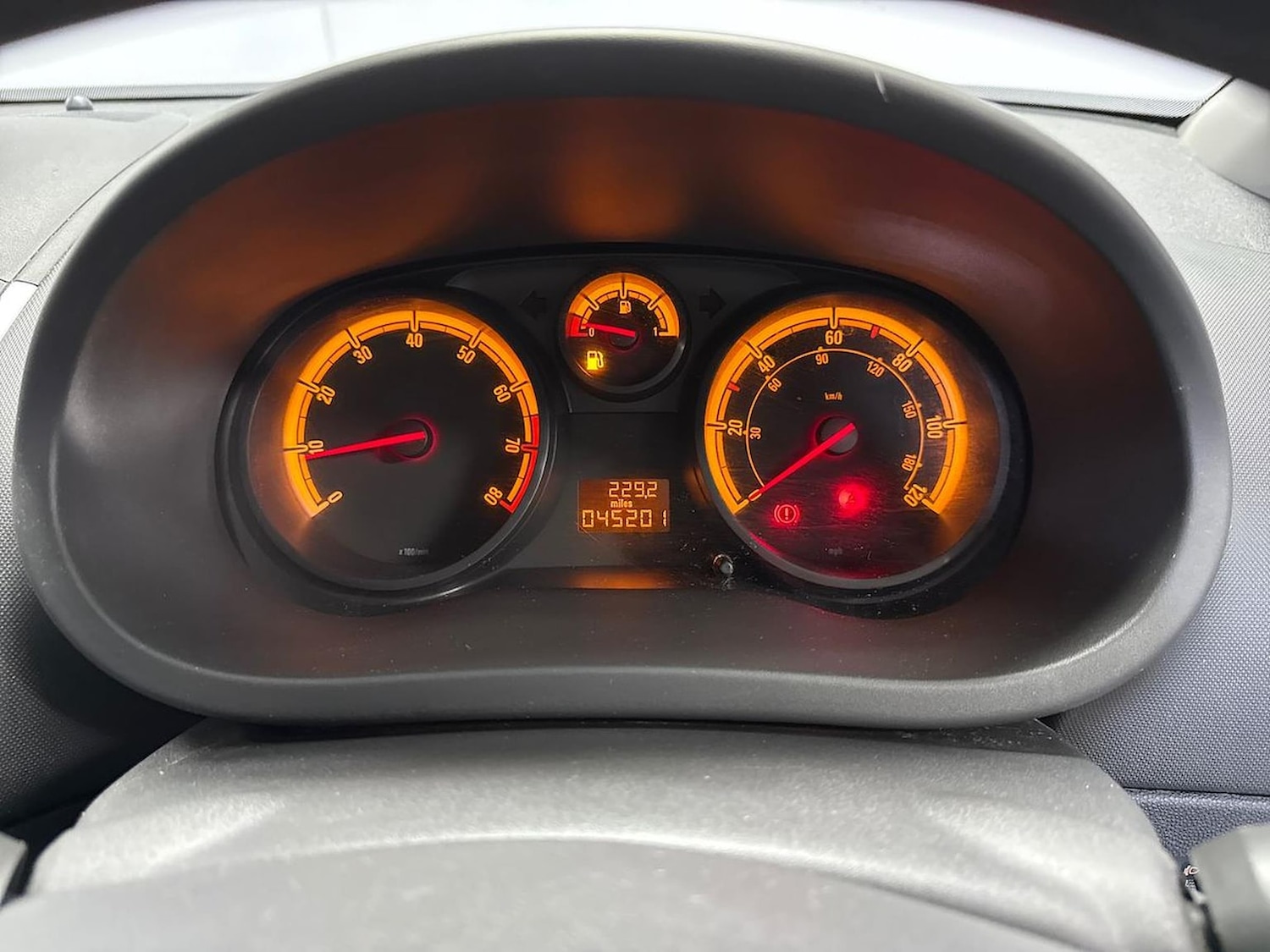 Used Vauxhall Corsa 2014 for sale - 76877977: Photo 10