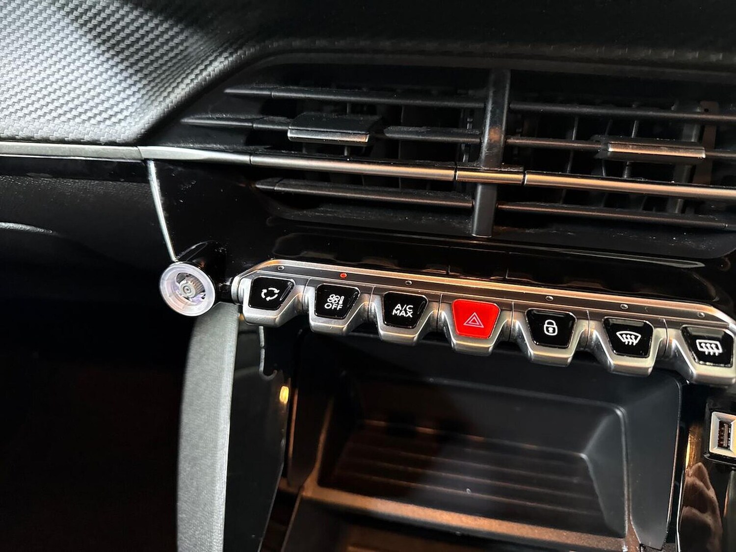 Used Peugeot 208 2023 for sale - 78192439: Photo 24