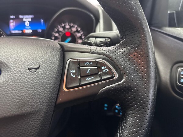 Used Ford Focus 2017 for sale - 75971006: Photo 24