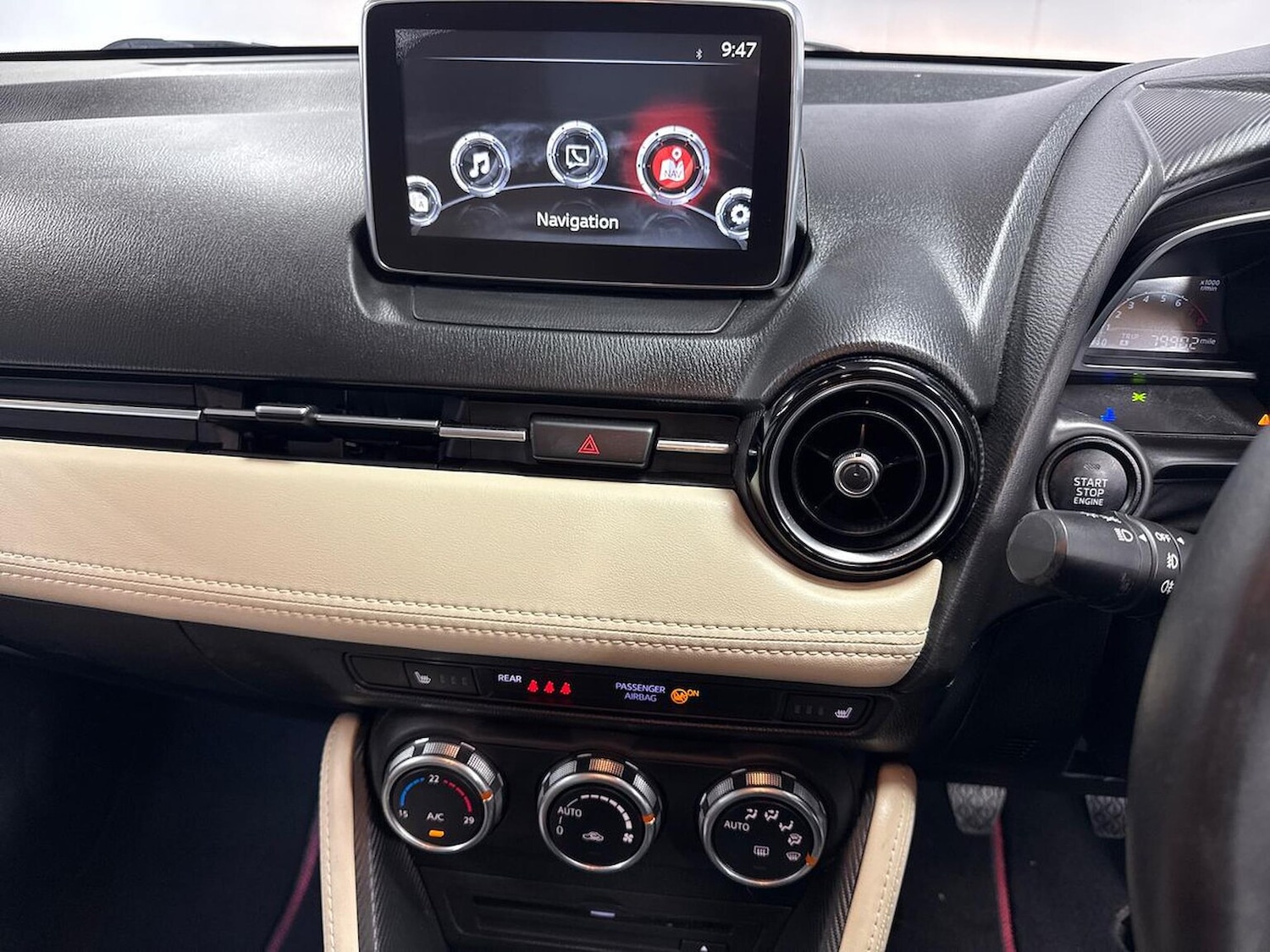 Used Mazda Mazda2 2016 for sale - 76064402: Photo 11