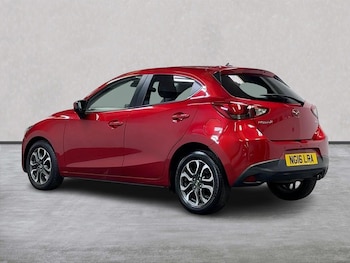 Used Mazda Mazda2 2016 for sale - 76064402: Photo 2