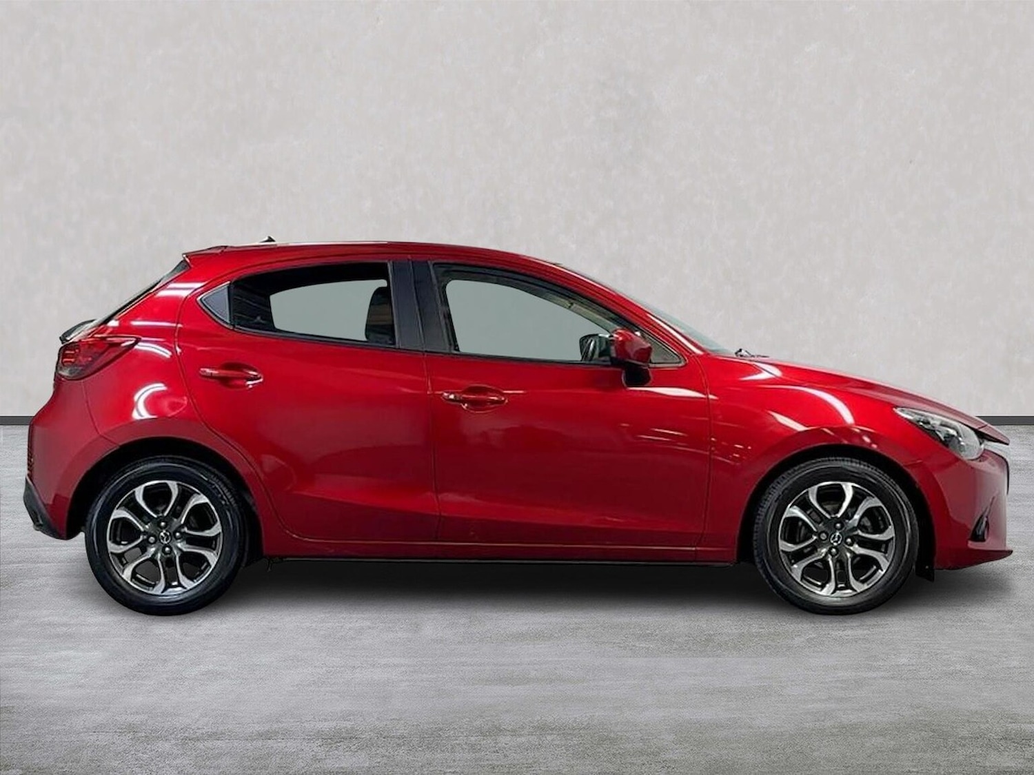 Used Mazda Mazda2 2016 for sale - 76064402: Photo 3