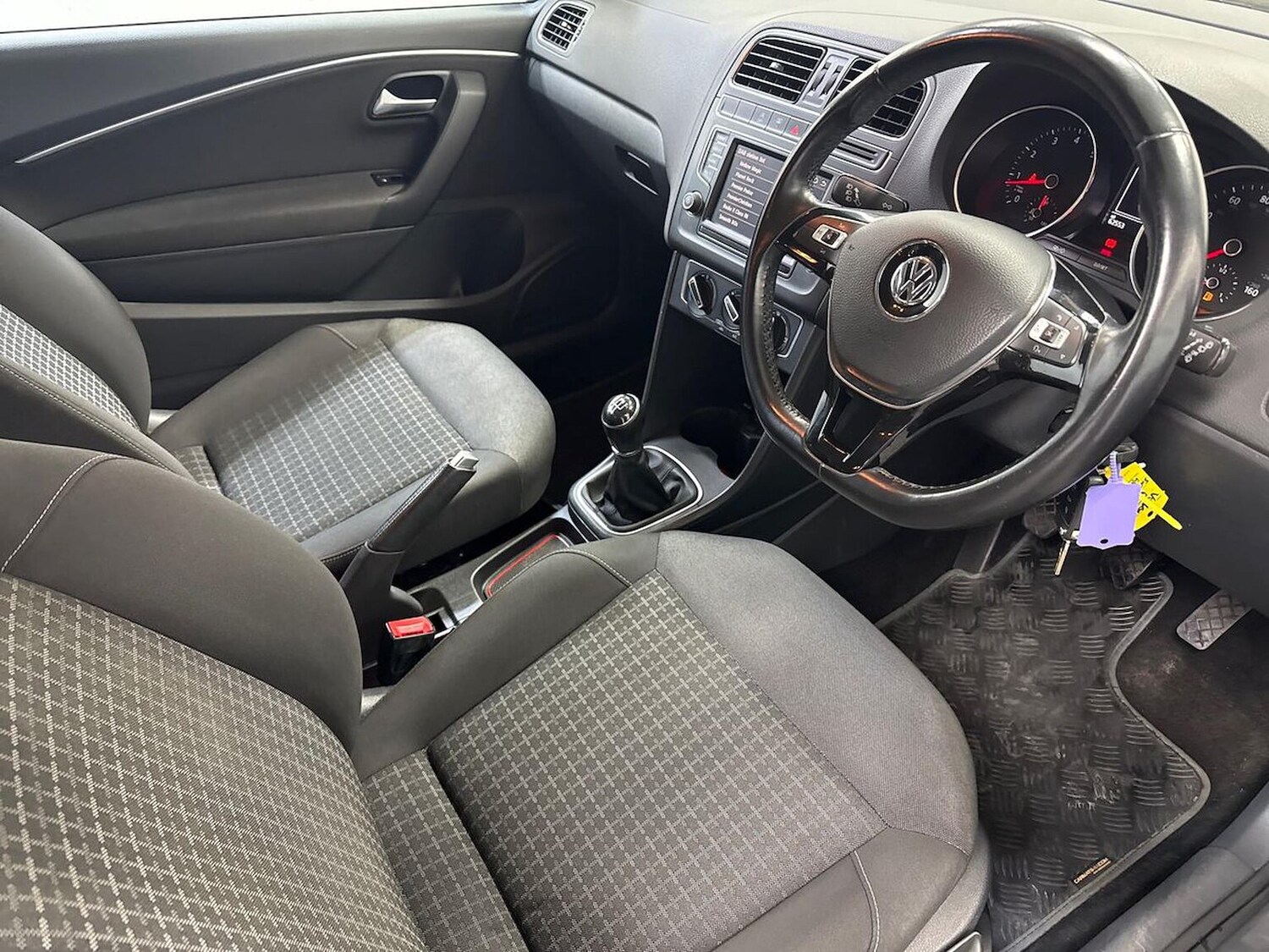 Used Volkswagen Polo 2015 for sale - 78192464: Photo 15