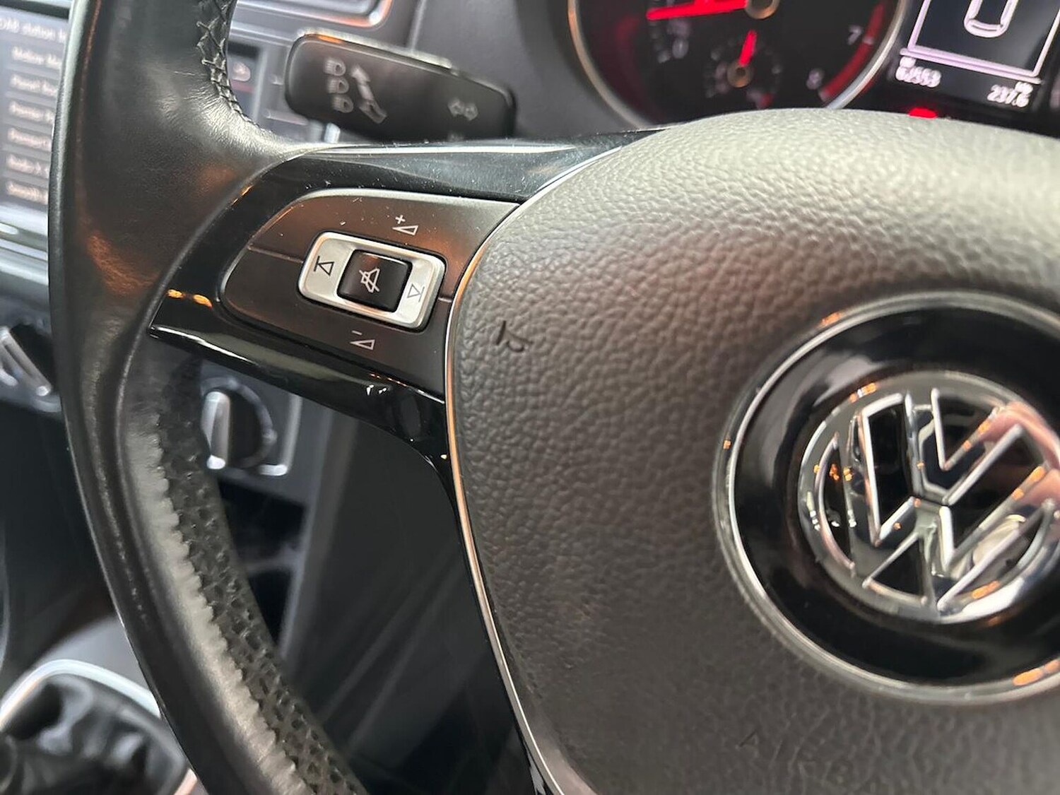 Used Volkswagen Polo 2015 for sale - 78192464: Photo 25