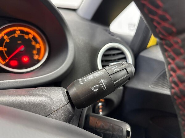 Used Vauxhall Corsa 2012 for sale - 76157176: Photo 26