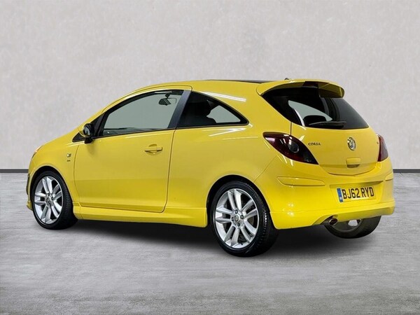 Used Vauxhall Corsa 2012 for sale - 76157176: Photo 2