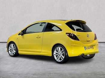 Used Vauxhall Corsa 2012 for sale - 76157176: Photo 2