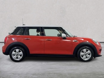 Used MINI Hatch 2018 for sale - 79469162: Photo
