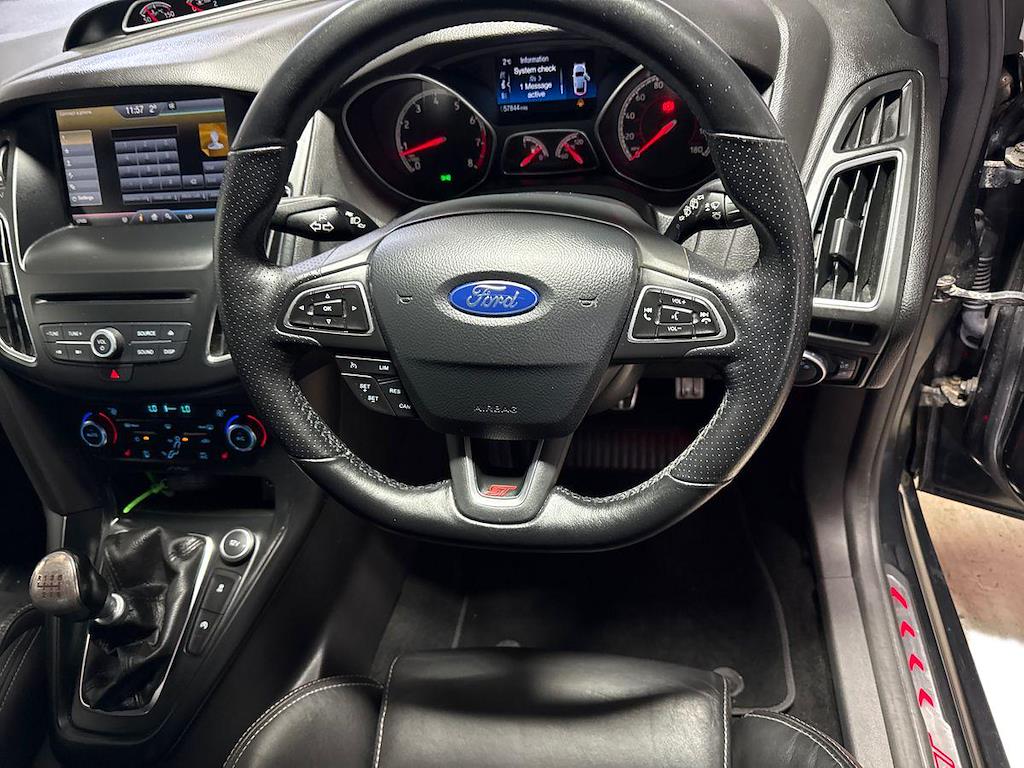 Used Ford Focus 2015 for sale - 77567705: Photo 15