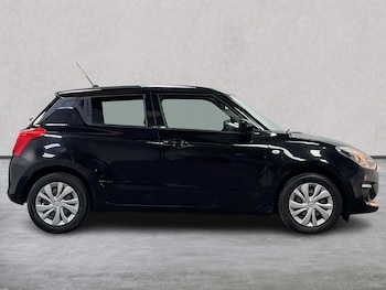 Used Suzuki Swift 2020 for sale - 78571703: Photo